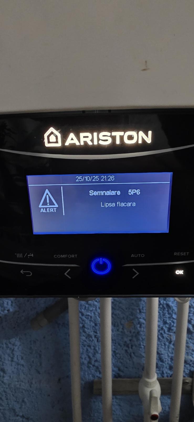 Afișajul unei centrale Ariston cu mesajul de eroare 5P6, lipsă flacără